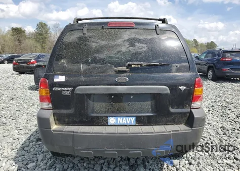 2006 Ford Escape Xlt z USA, uszkodzony, nr VIN 1FMCU93106KA12121